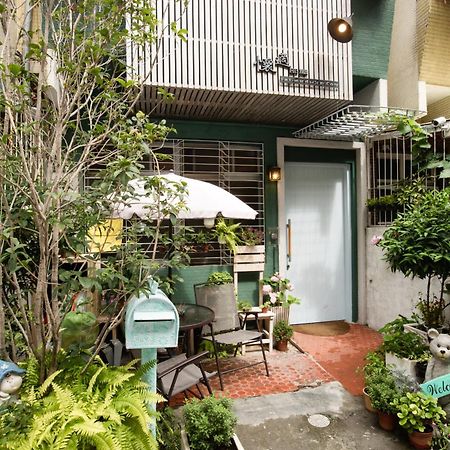 Cozy Cozy Hostel Tainan Zewnętrze zdjęcie