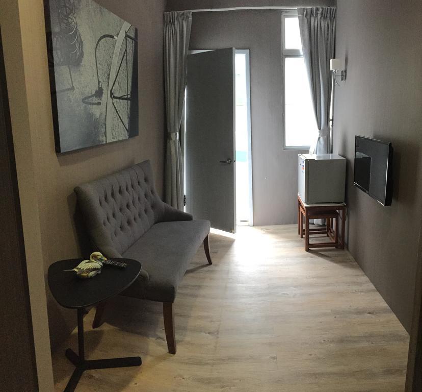 Cozy Cozy Hostel Tainan Zewnętrze zdjęcie