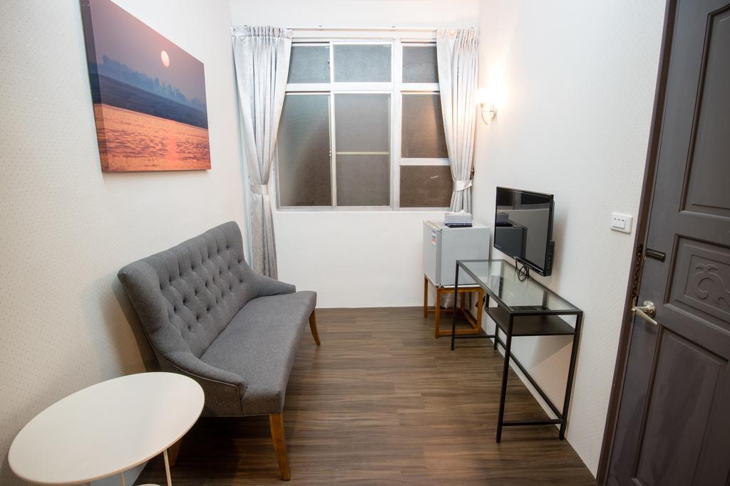Cozy Cozy Hostel Tainan Zewnętrze zdjęcie