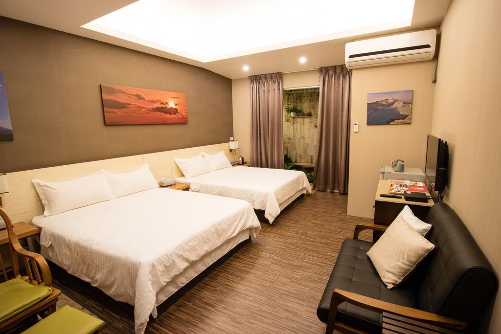 Cozy Cozy Hostel Tainan Zewnętrze zdjęcie