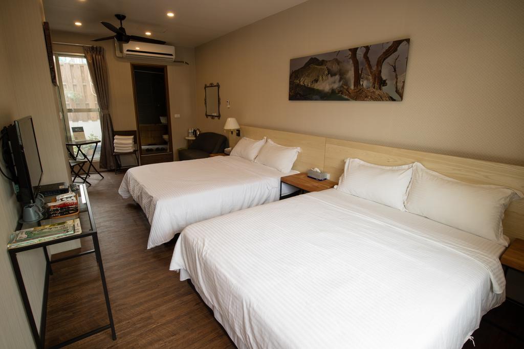 Cozy Cozy Hostel Tainan Zewnętrze zdjęcie