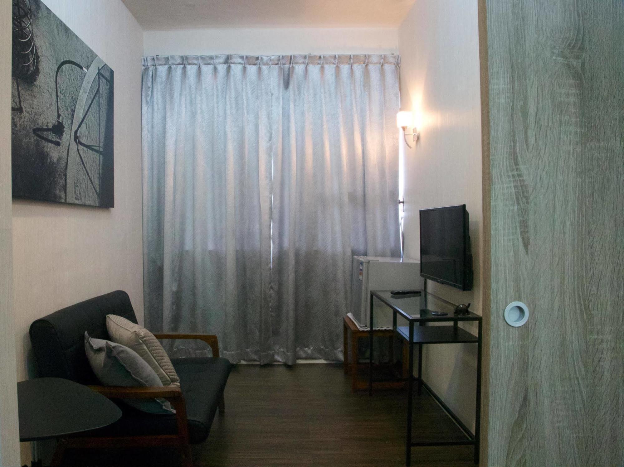 Cozy Cozy Hostel Tainan Zewnętrze zdjęcie